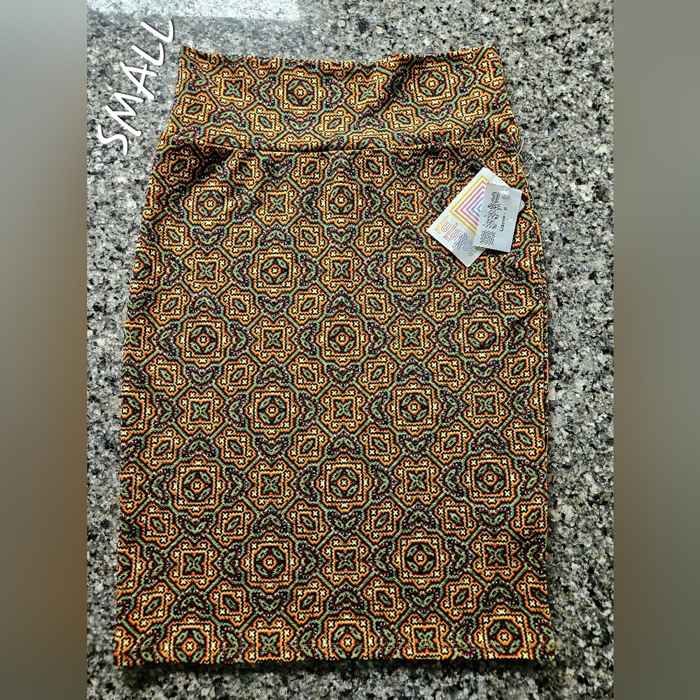 LuLaRoe Womens SIZE SMALL Green/Orange Mandala Mosaic Print Cassie Skirt NWT